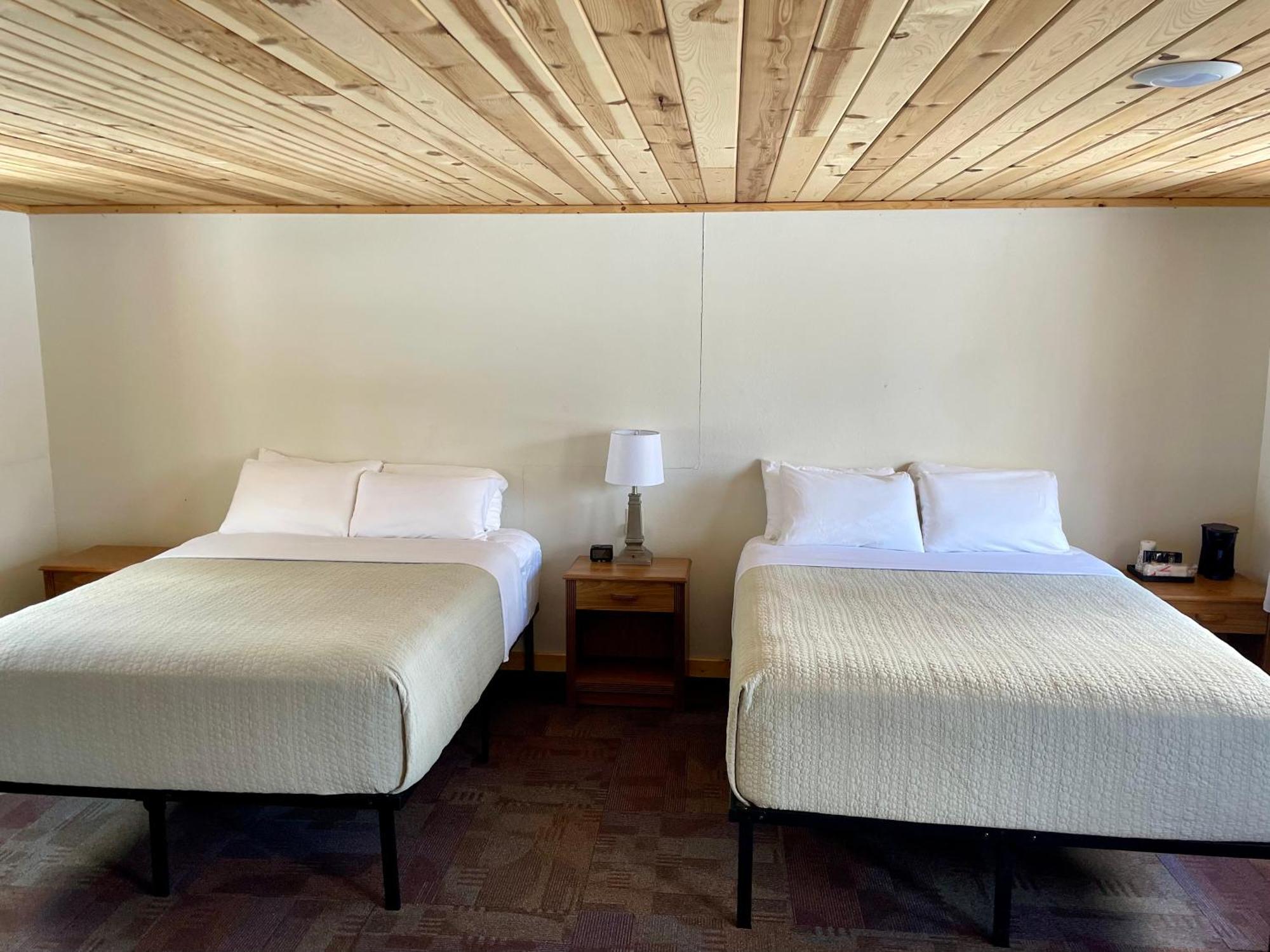Hanging Horn Lakeside Resort Moose Lake Εξωτερικό φωτογραφία
