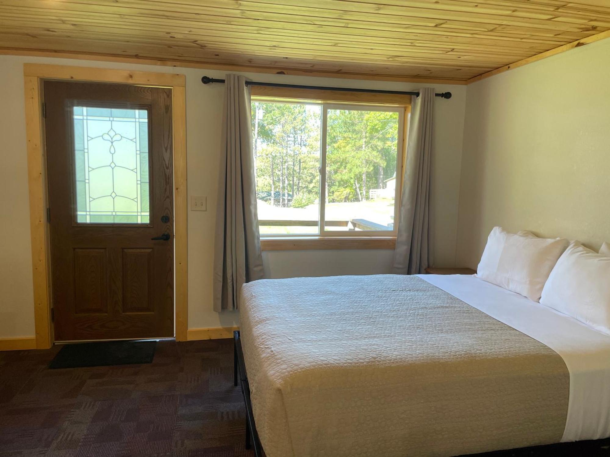 Hanging Horn Lakeside Resort Moose Lake Εξωτερικό φωτογραφία